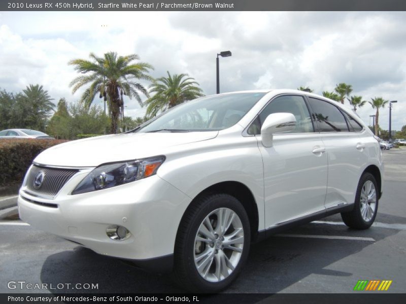 Front 3/4 View of 2010 RX 450h Hybrid