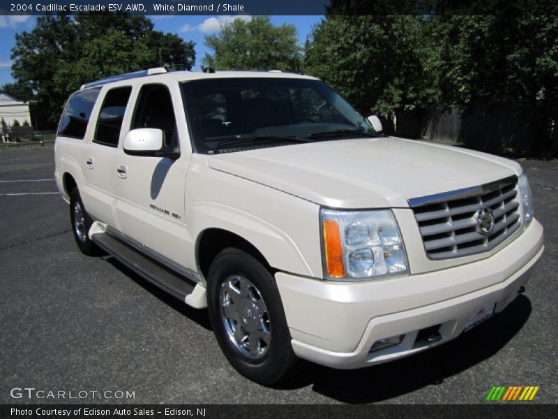 Front 3/4 View of 2004 Escalade ESV AWD
