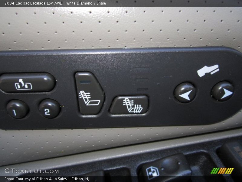 Controls of 2004 Escalade ESV AWD