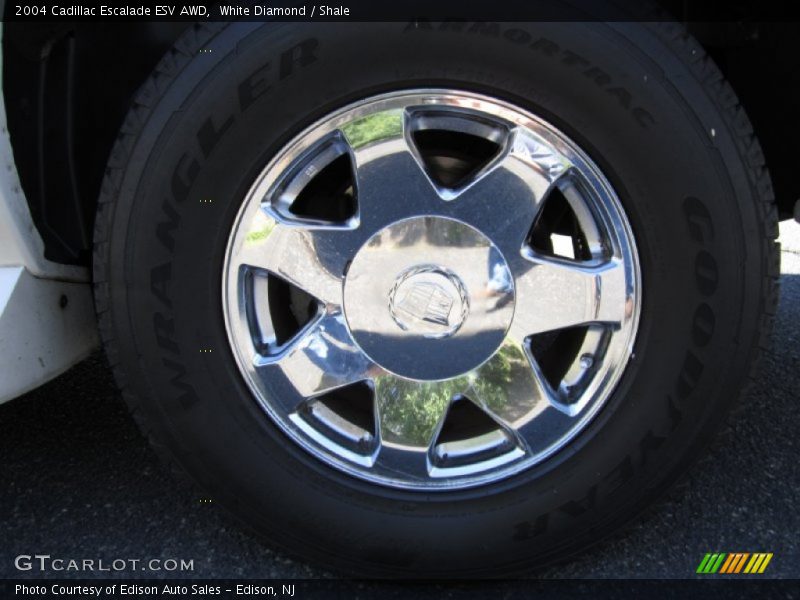  2004 Escalade ESV AWD Wheel
