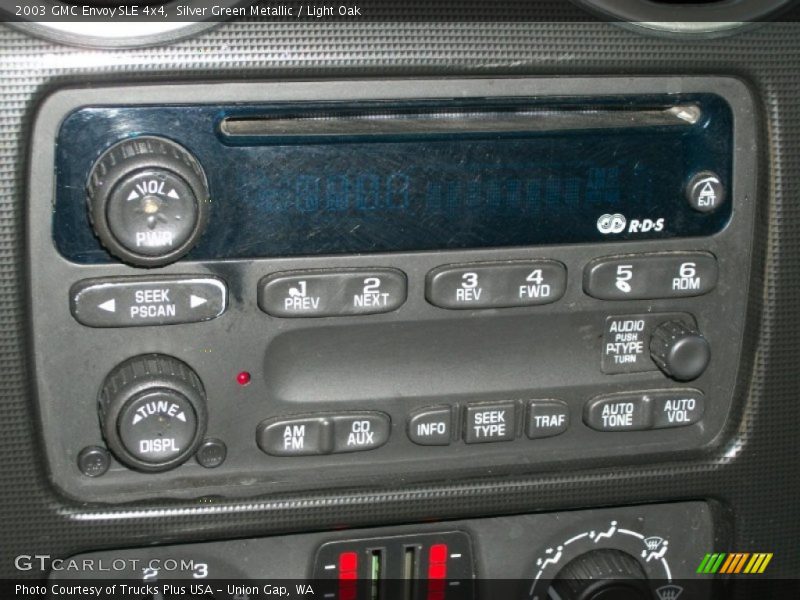 Silver Green Metallic / Light Oak 2003 GMC Envoy SLE 4x4