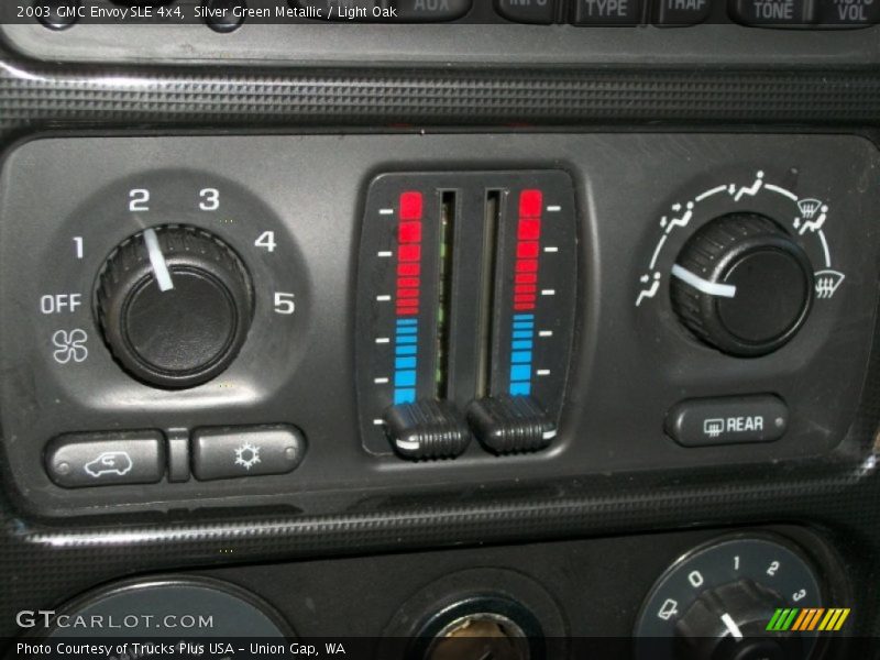 Silver Green Metallic / Light Oak 2003 GMC Envoy SLE 4x4