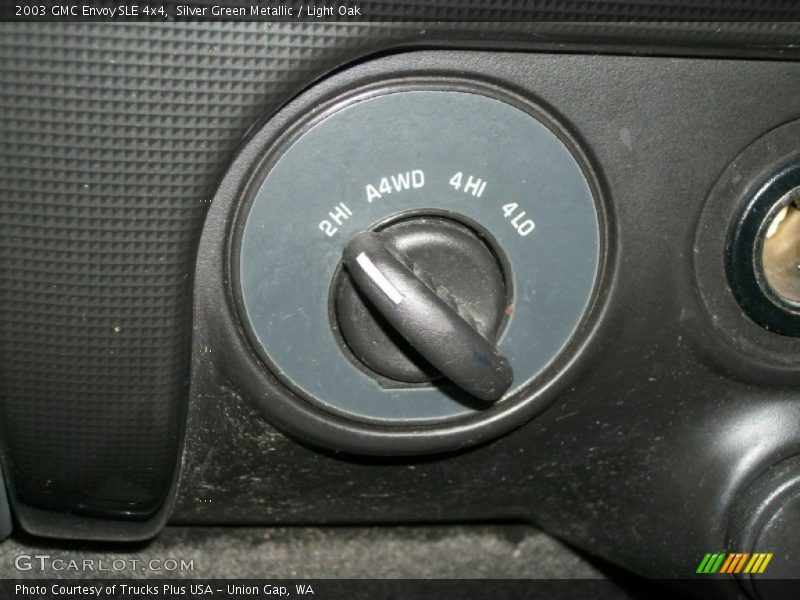 Silver Green Metallic / Light Oak 2003 GMC Envoy SLE 4x4