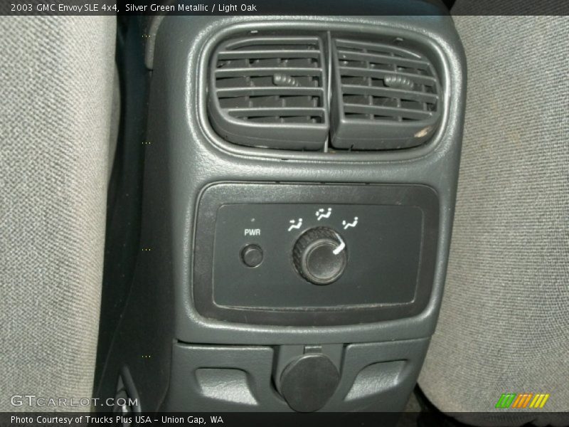 Silver Green Metallic / Light Oak 2003 GMC Envoy SLE 4x4