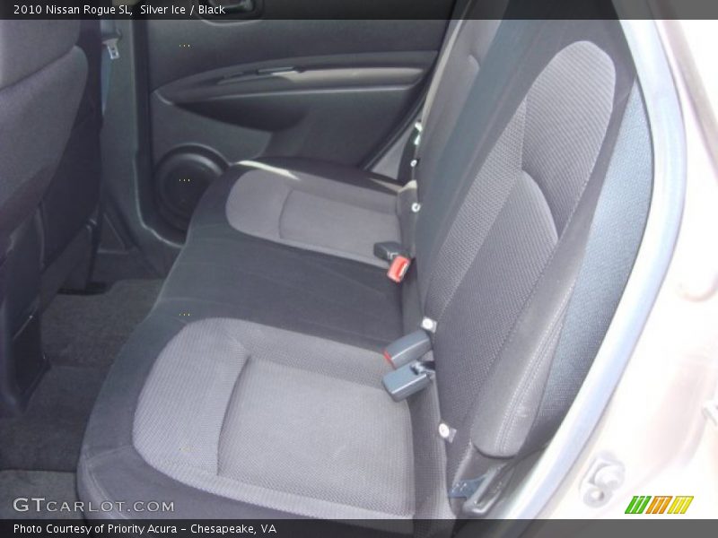 Silver Ice / Black 2010 Nissan Rogue SL