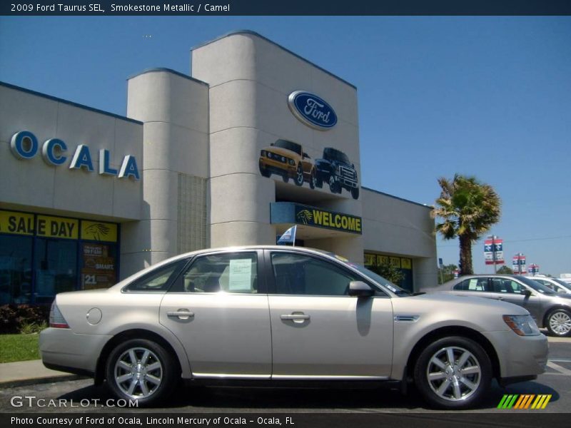 Smokestone Metallic / Camel 2009 Ford Taurus SEL