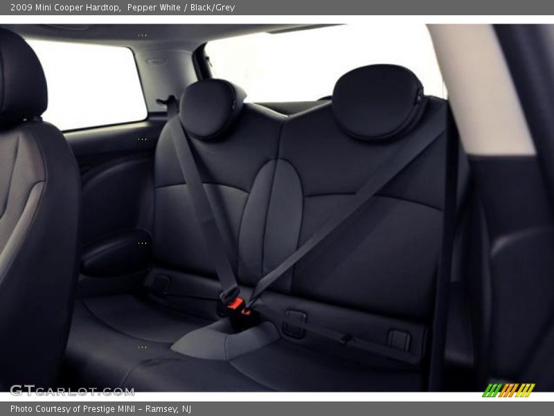 Pepper White / Black/Grey 2009 Mini Cooper Hardtop
