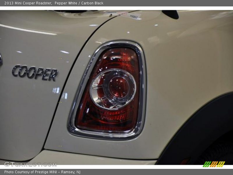Pepper White / Carbon Black 2013 Mini Cooper Roadster