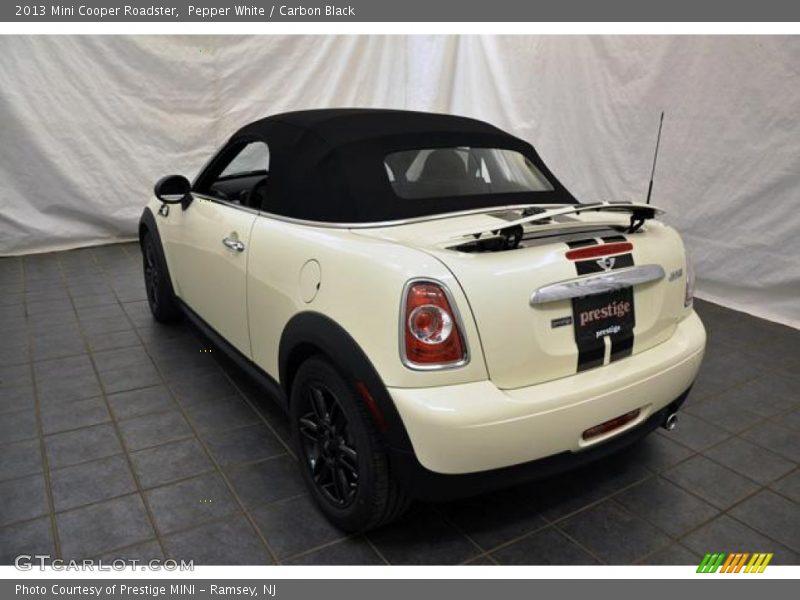 Pepper White / Carbon Black 2013 Mini Cooper Roadster