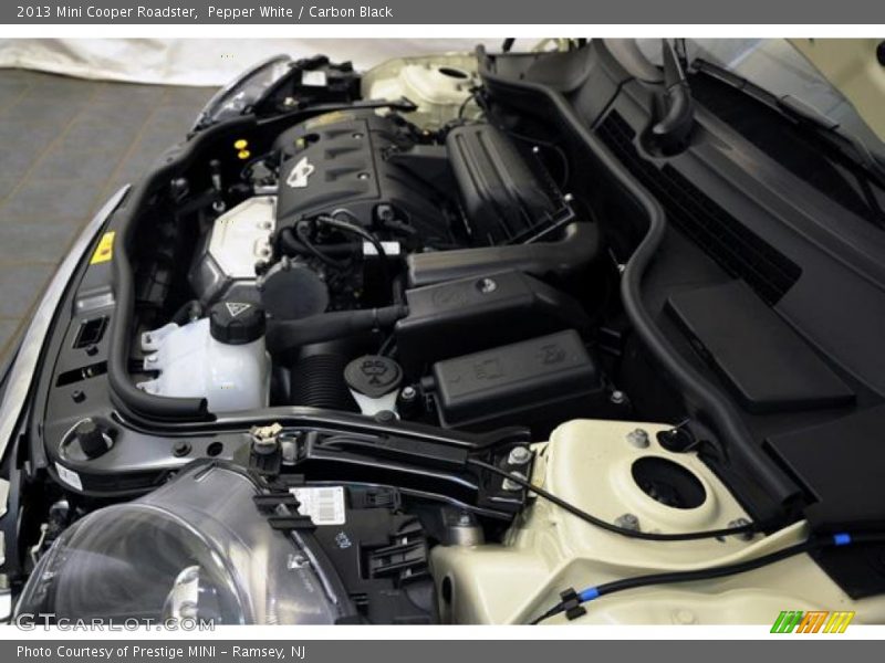 Pepper White / Carbon Black 2013 Mini Cooper Roadster