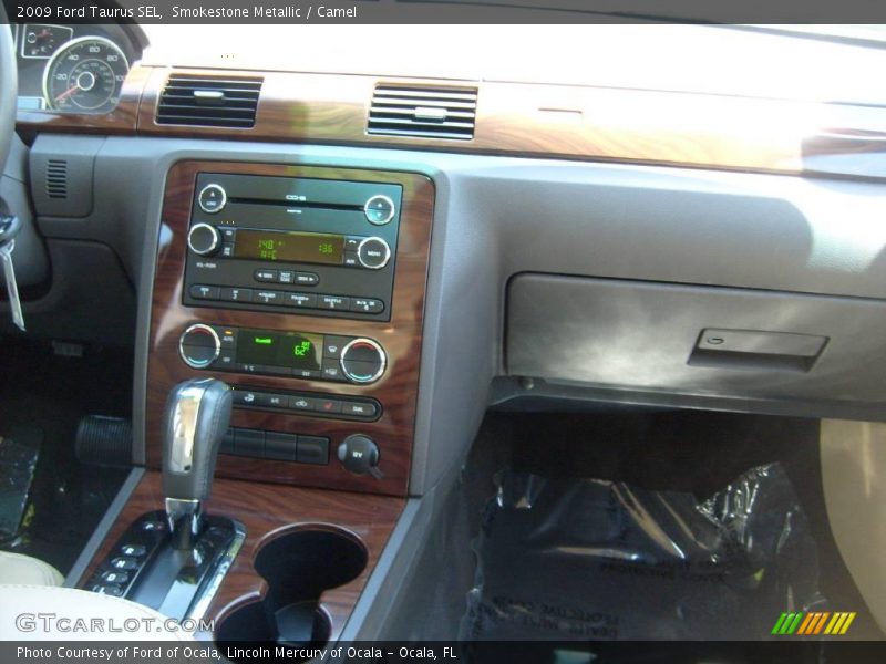 Smokestone Metallic / Camel 2009 Ford Taurus SEL