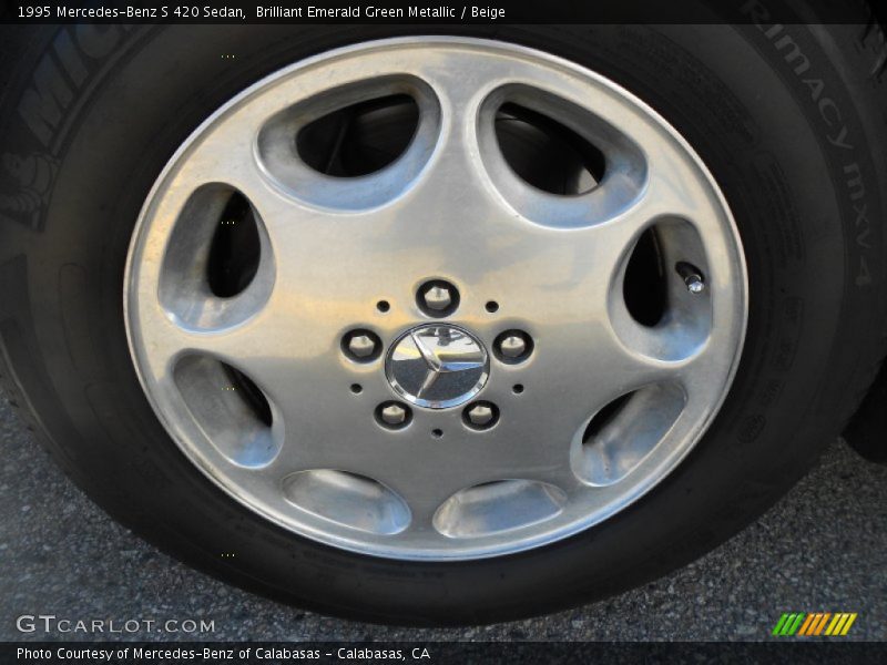 Brilliant Emerald Green Metallic / Beige 1995 Mercedes-Benz S 420 Sedan