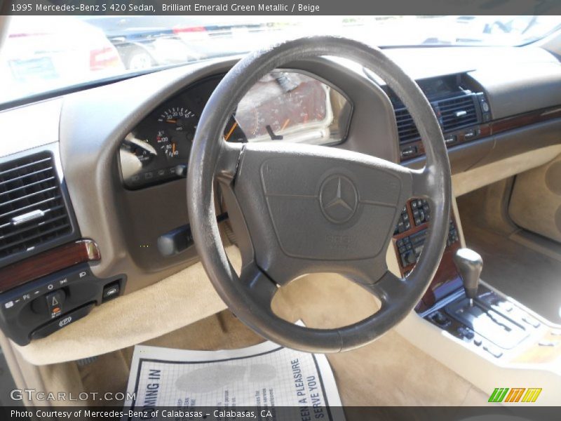 Brilliant Emerald Green Metallic / Beige 1995 Mercedes-Benz S 420 Sedan