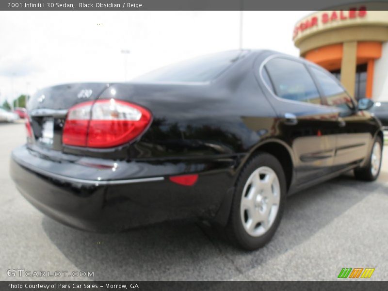 Black Obsidian / Beige 2001 Infiniti I 30 Sedan