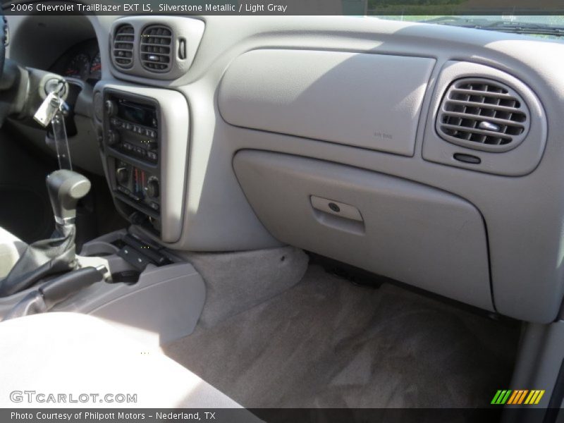 Silverstone Metallic / Light Gray 2006 Chevrolet TrailBlazer EXT LS