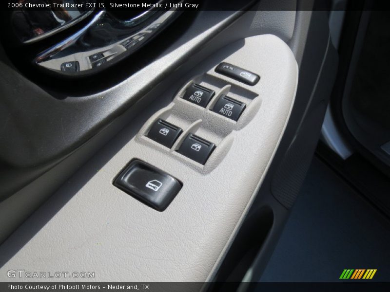 Silverstone Metallic / Light Gray 2006 Chevrolet TrailBlazer EXT LS