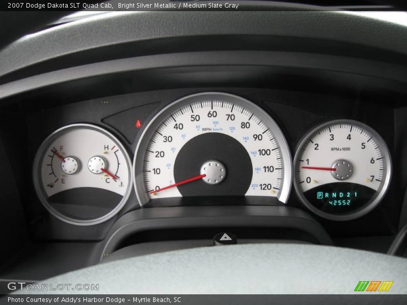 Bright Silver Metallic / Medium Slate Gray 2007 Dodge Dakota SLT Quad Cab