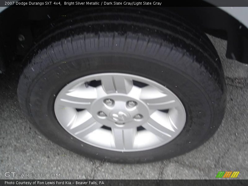 Bright Silver Metallic / Dark Slate Gray/Light Slate Gray 2007 Dodge Durango SXT 4x4