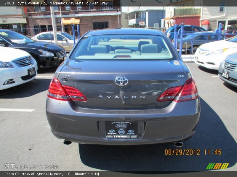 Magnetic Gray Metallic / Ash Gray 2008 Toyota Avalon XLS