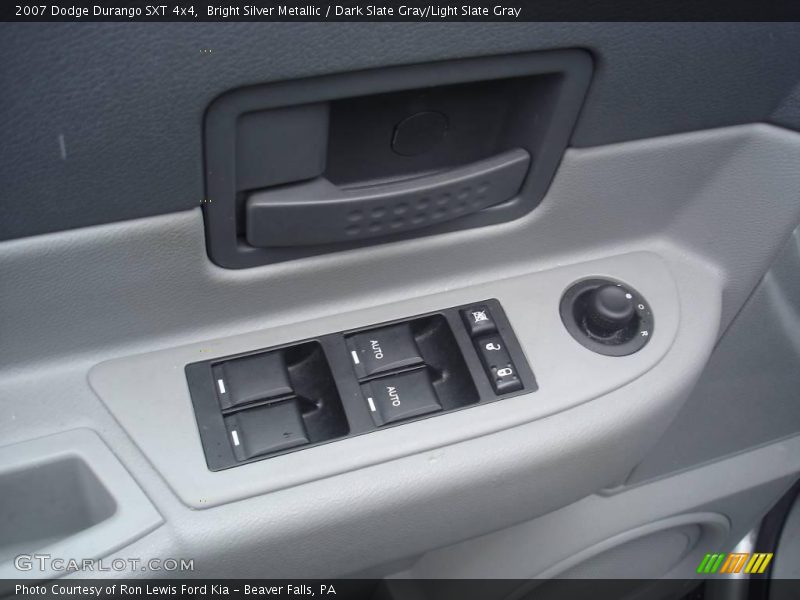 Bright Silver Metallic / Dark Slate Gray/Light Slate Gray 2007 Dodge Durango SXT 4x4