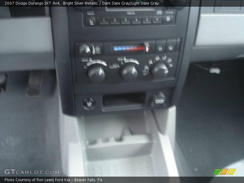 Bright Silver Metallic / Dark Slate Gray/Light Slate Gray 2007 Dodge Durango SXT 4x4