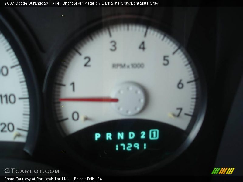 Bright Silver Metallic / Dark Slate Gray/Light Slate Gray 2007 Dodge Durango SXT 4x4