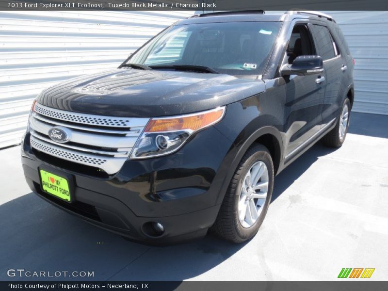 Tuxedo Black Metallic / Charcoal Black 2013 Ford Explorer XLT EcoBoost