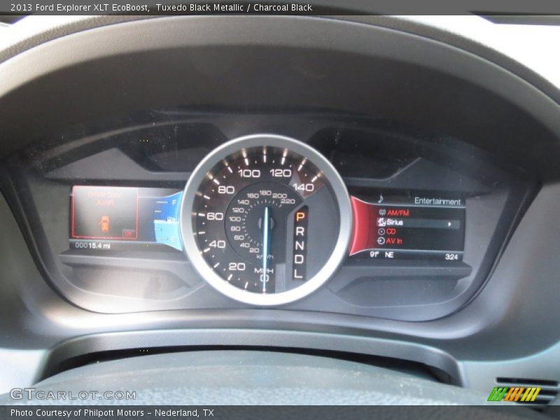 Tuxedo Black Metallic / Charcoal Black 2013 Ford Explorer XLT EcoBoost