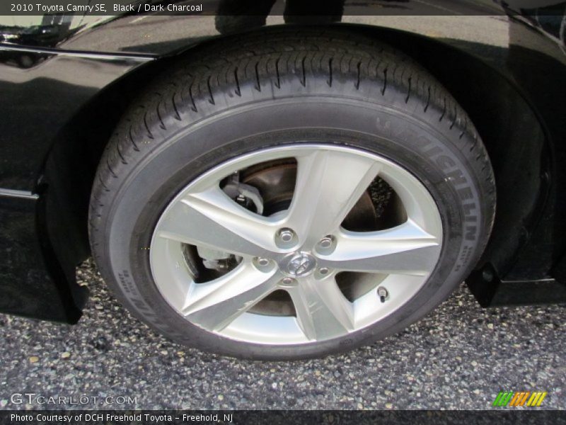 Black / Dark Charcoal 2010 Toyota Camry SE