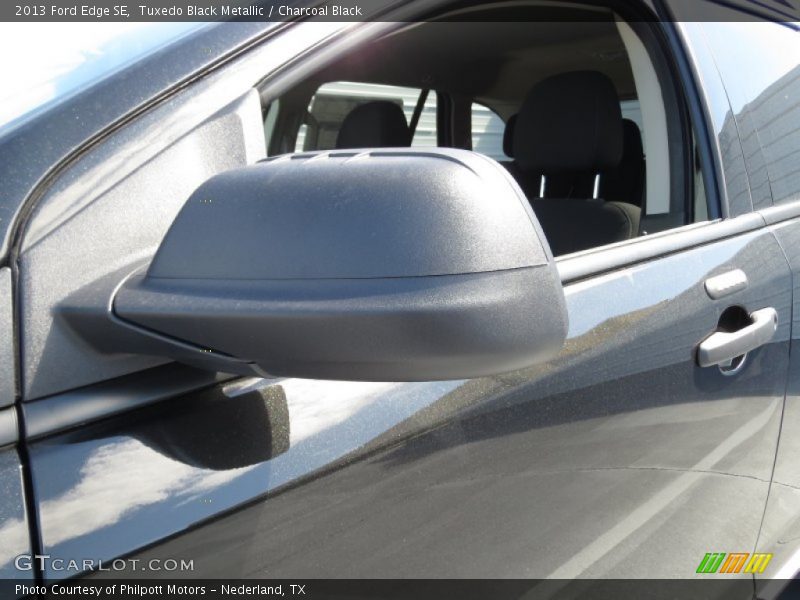 Tuxedo Black Metallic / Charcoal Black 2013 Ford Edge SE