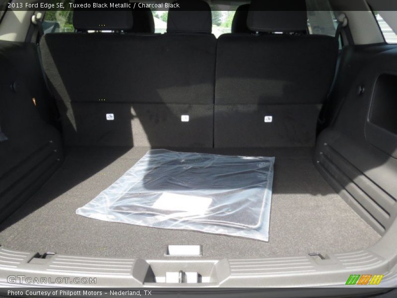 Tuxedo Black Metallic / Charcoal Black 2013 Ford Edge SE