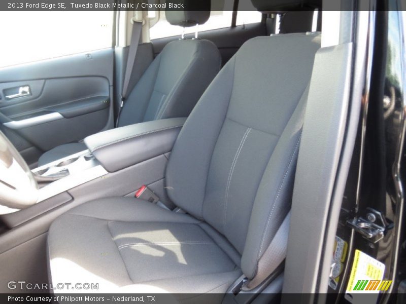 Tuxedo Black Metallic / Charcoal Black 2013 Ford Edge SE
