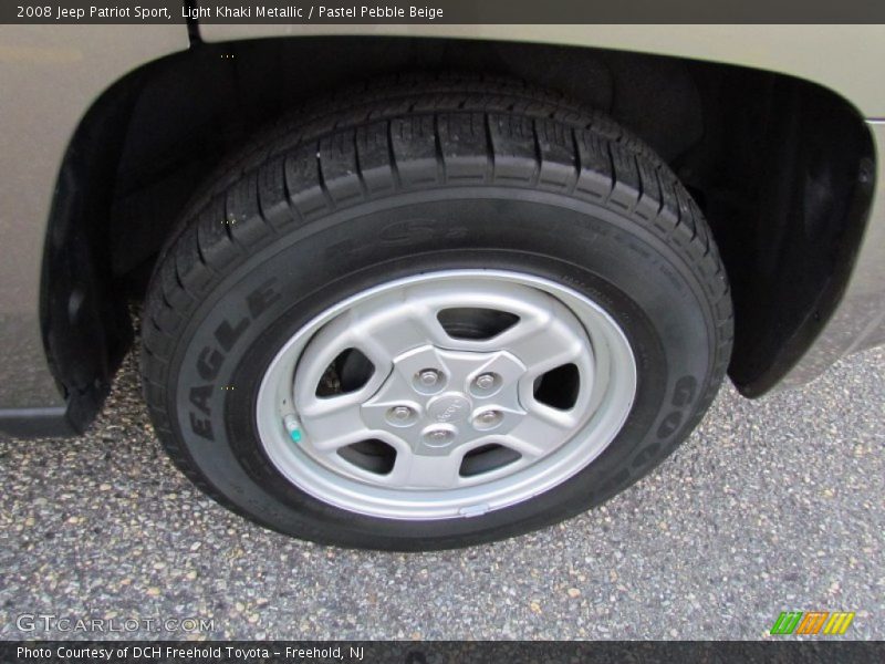 Light Khaki Metallic / Pastel Pebble Beige 2008 Jeep Patriot Sport