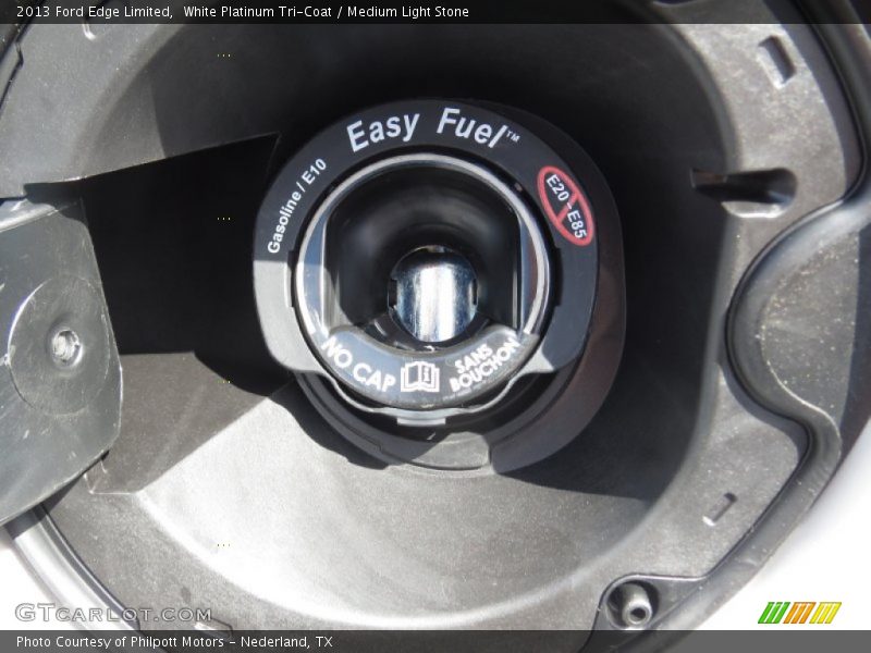 White Platinum Tri-Coat / Medium Light Stone 2013 Ford Edge Limited