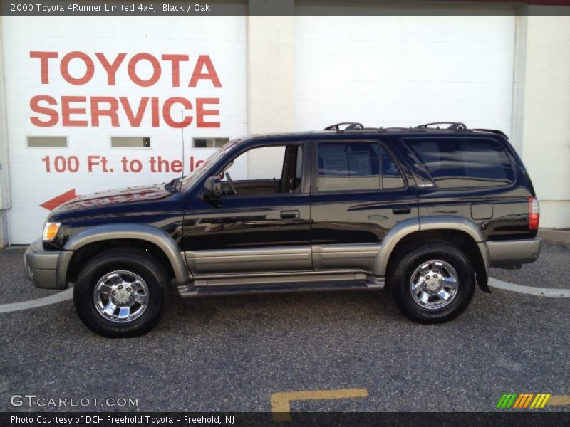 Black / Oak 2000 Toyota 4Runner Limited 4x4