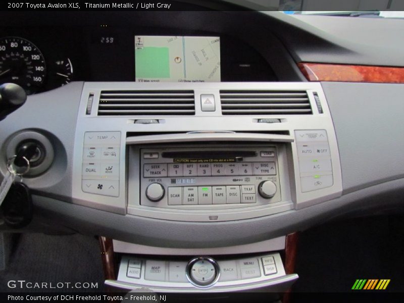 Titanium Metallic / Light Gray 2007 Toyota Avalon XLS