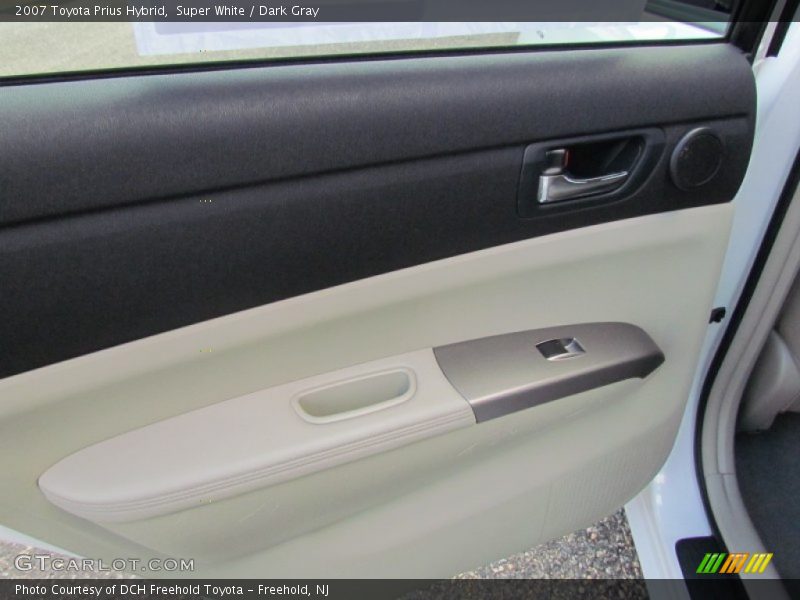 Super White / Dark Gray 2007 Toyota Prius Hybrid