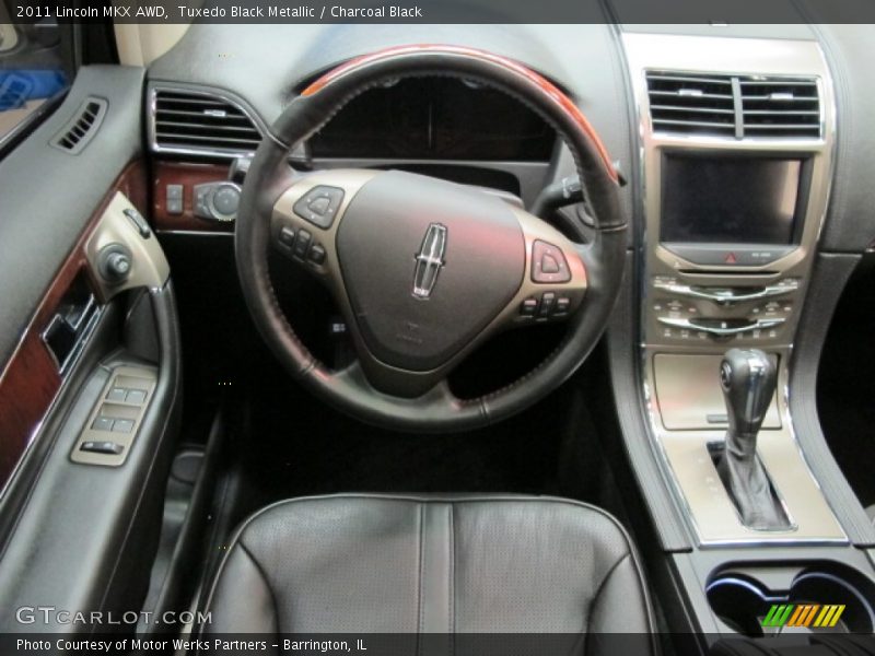Dashboard of 2011 MKX AWD