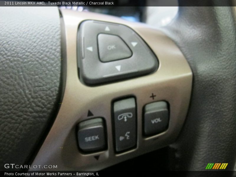 Controls of 2011 MKX AWD