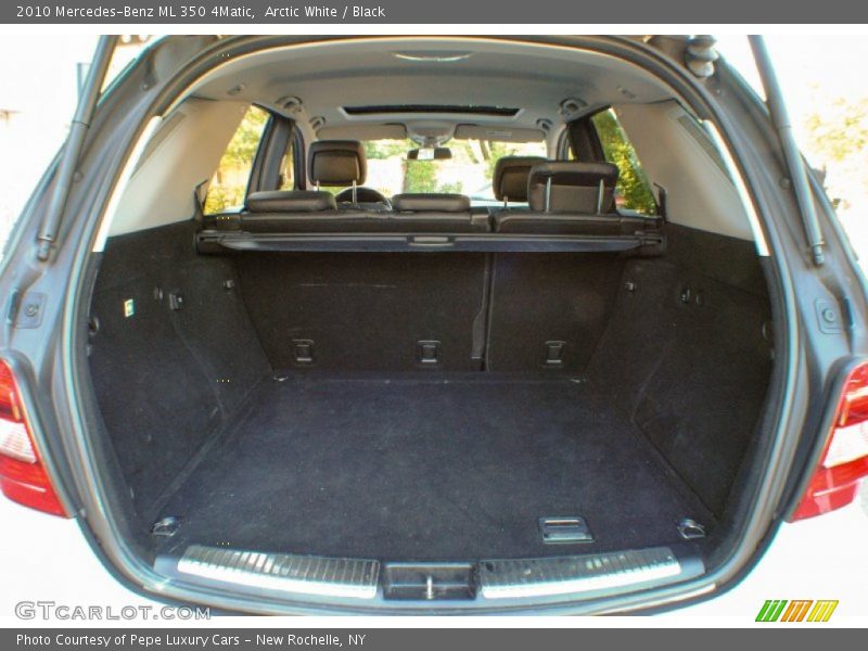 Arctic White / Black 2010 Mercedes-Benz ML 350 4Matic