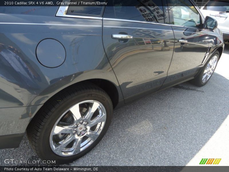 Gray Flannel / Titanium/Ebony 2010 Cadillac SRX 4 V6 AWD