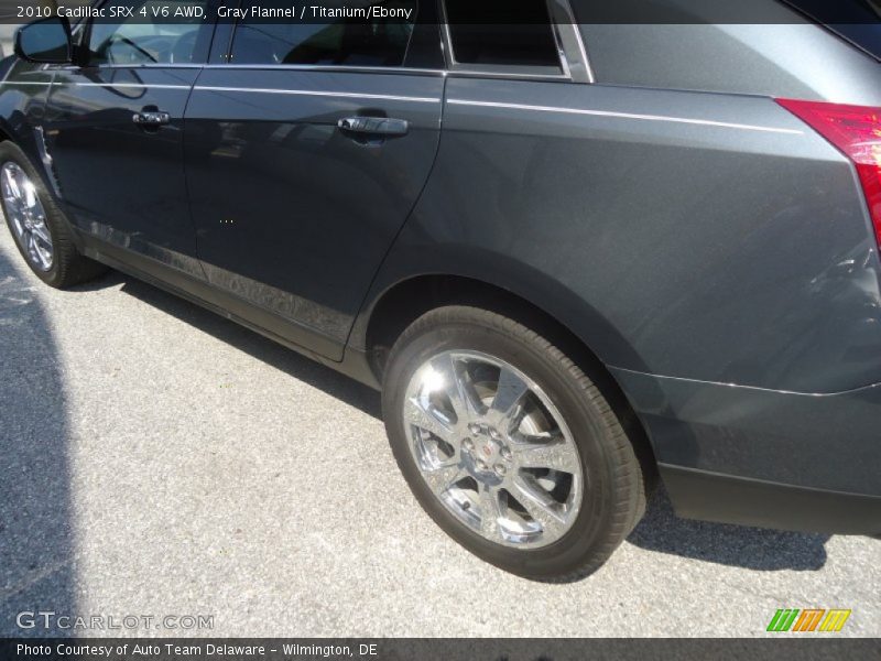 Gray Flannel / Titanium/Ebony 2010 Cadillac SRX 4 V6 AWD