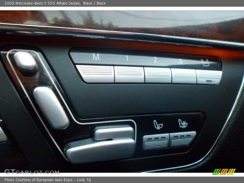 Black / Black 2009 Mercedes-Benz S 550 4Matic Sedan