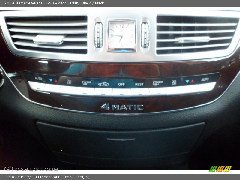 Black / Black 2009 Mercedes-Benz S 550 4Matic Sedan