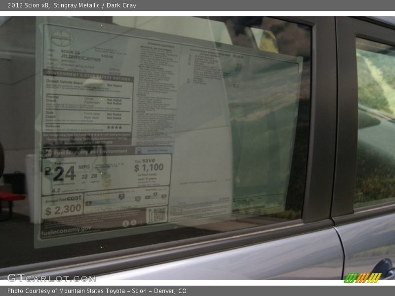 Stingray Metallic / Dark Gray 2012 Scion xB