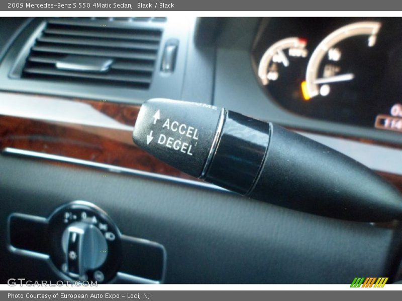 Black / Black 2009 Mercedes-Benz S 550 4Matic Sedan