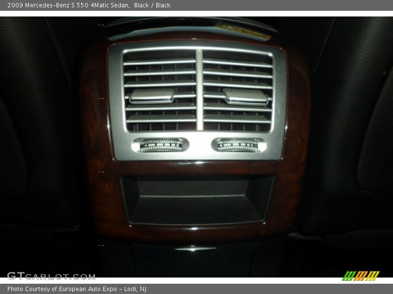 Black / Black 2009 Mercedes-Benz S 550 4Matic Sedan