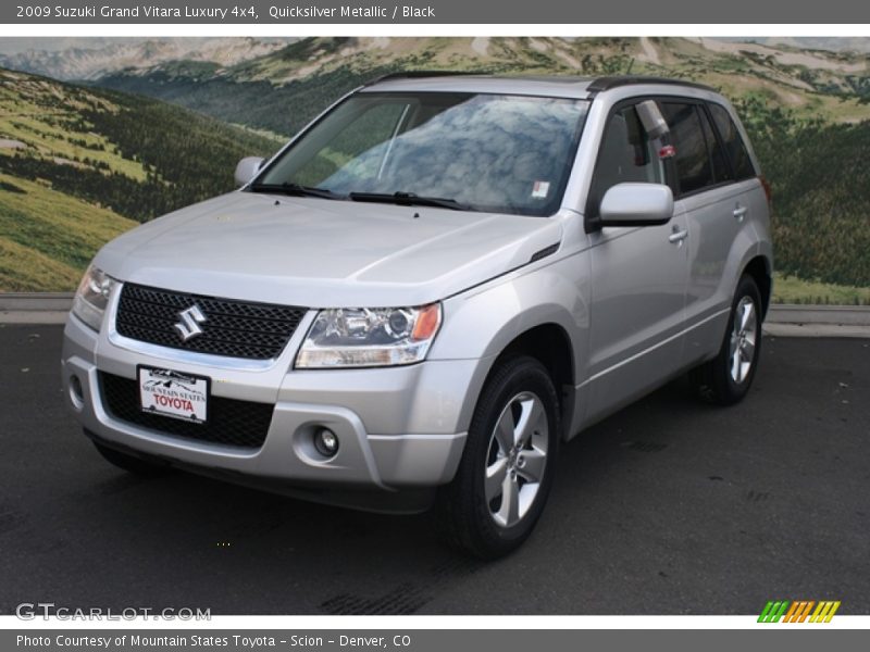 Quicksilver Metallic / Black 2009 Suzuki Grand Vitara Luxury 4x4