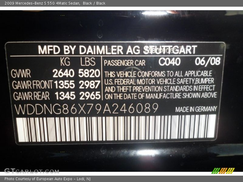 Black / Black 2009 Mercedes-Benz S 550 4Matic Sedan