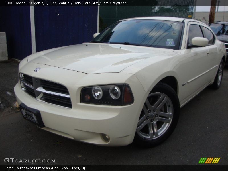 Cool Vanilla / Dark Slate Gray/Light Graystone 2006 Dodge Charger R/T